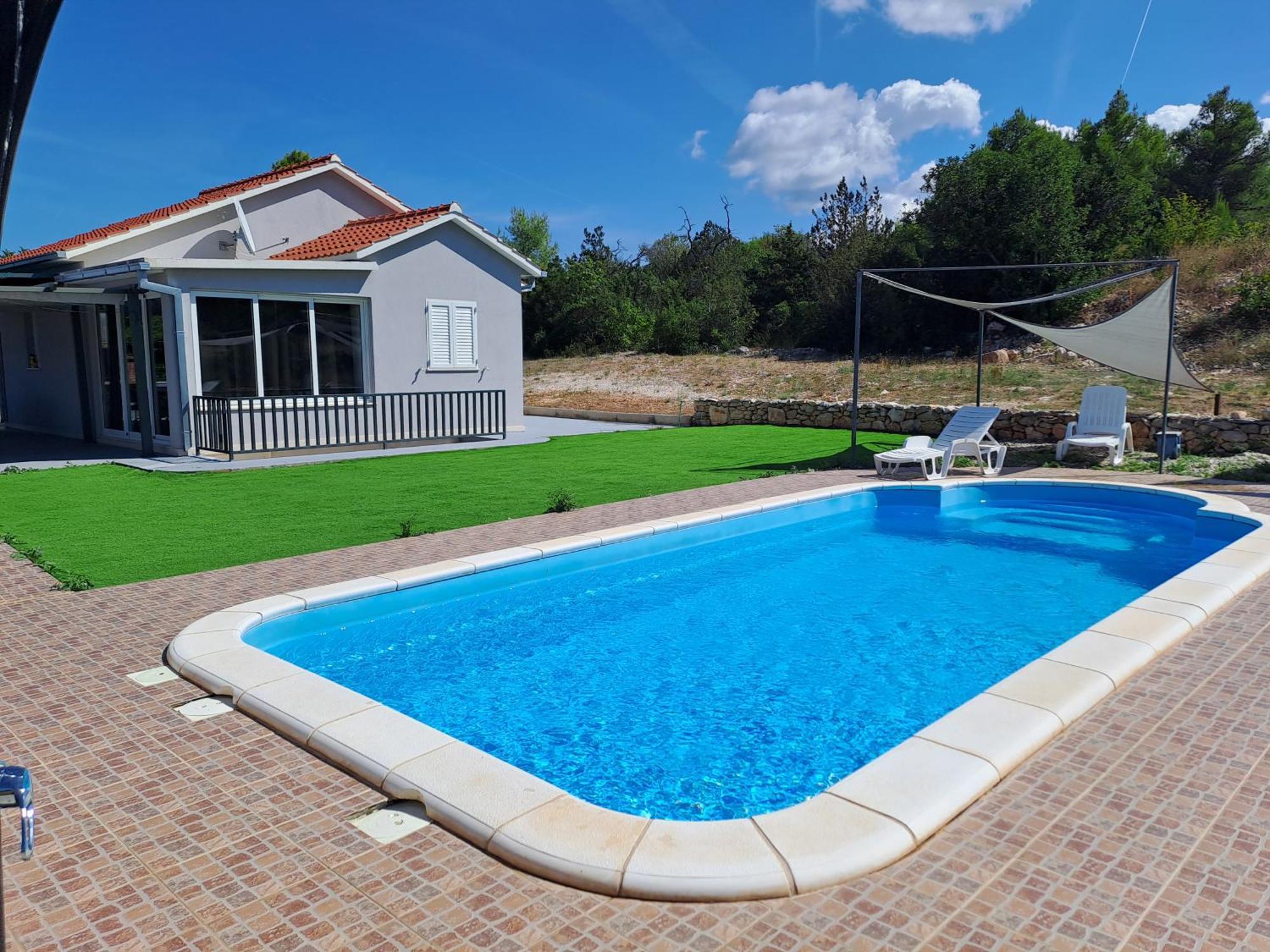 Nane Garden House With Heated Pool Villa Mirca  ภายนอก รูปภาพ